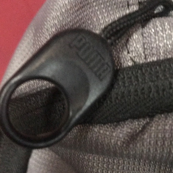 Puma Gray and White Sporty Backpack with Modern Design - Picture 4 of 5